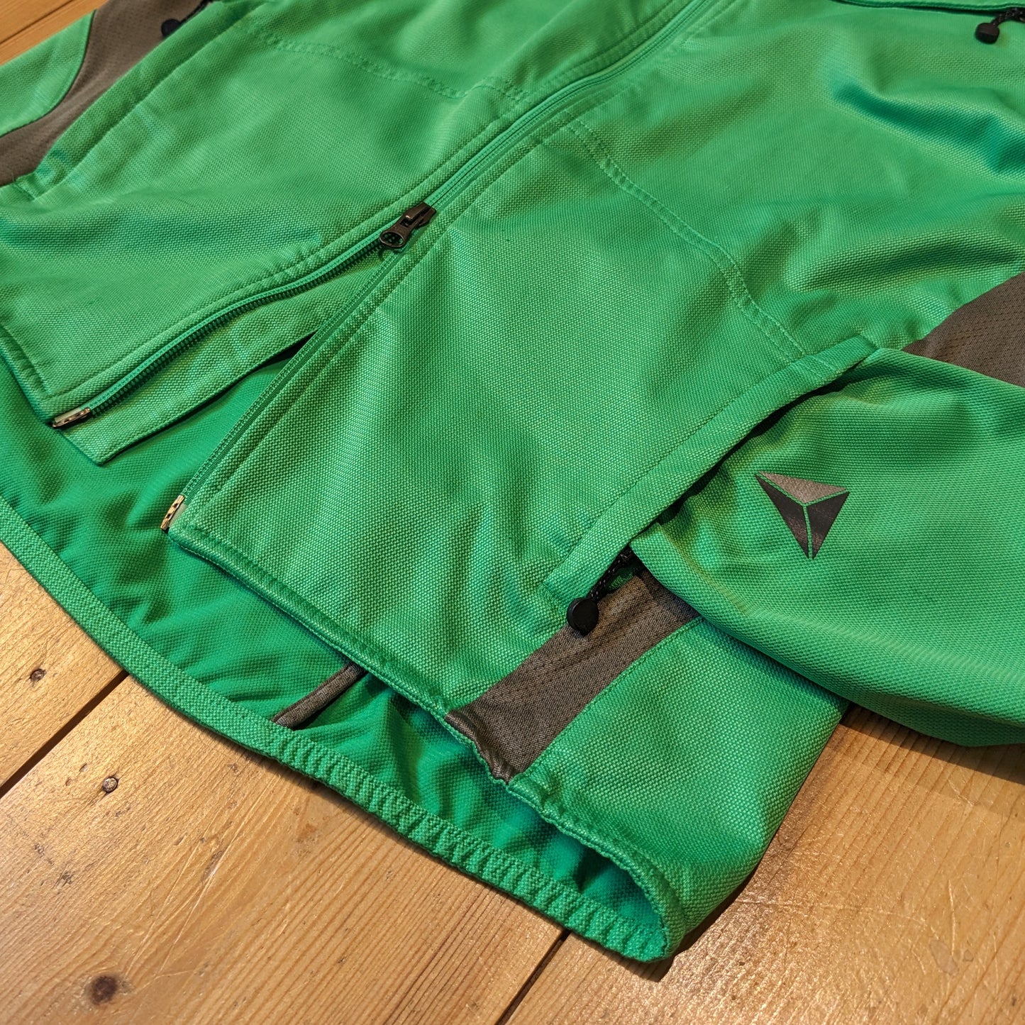Nike / Shoulder Strap Jacket / L