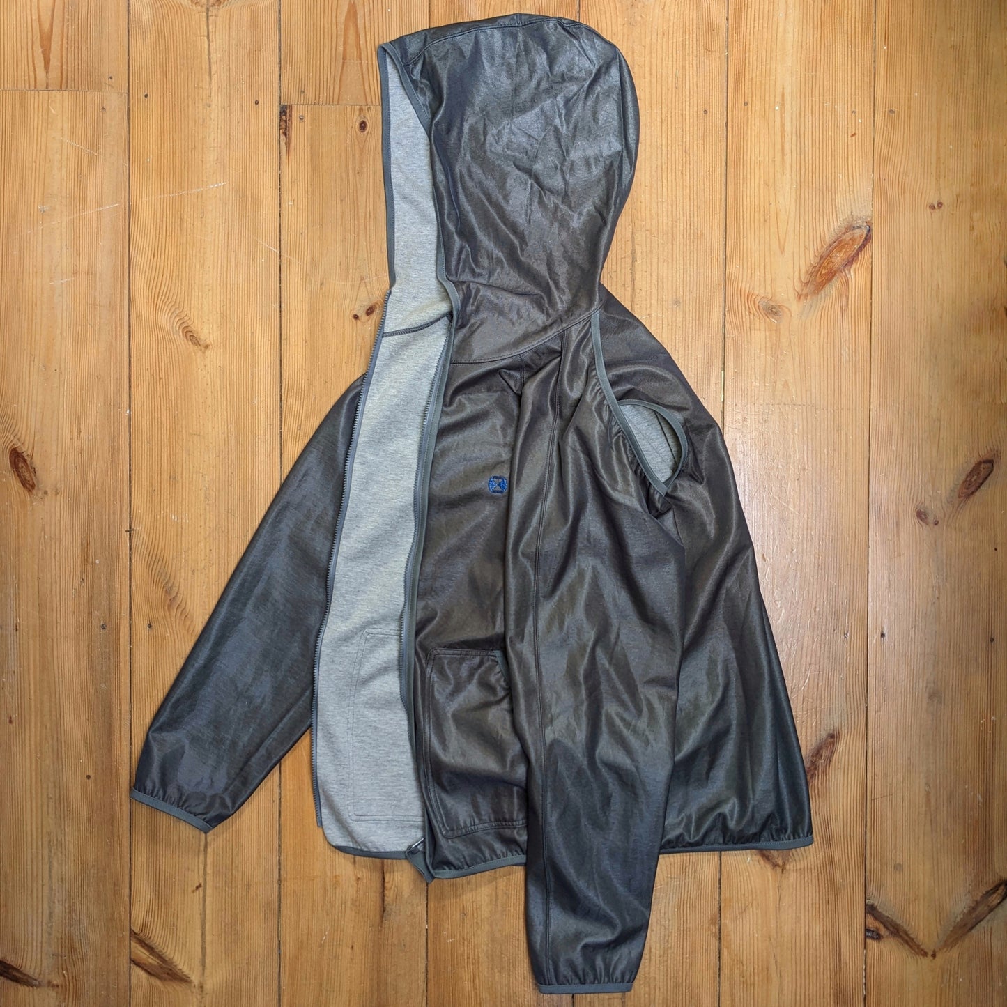 Final Home / Ventilated Hoodie / FW 2004
