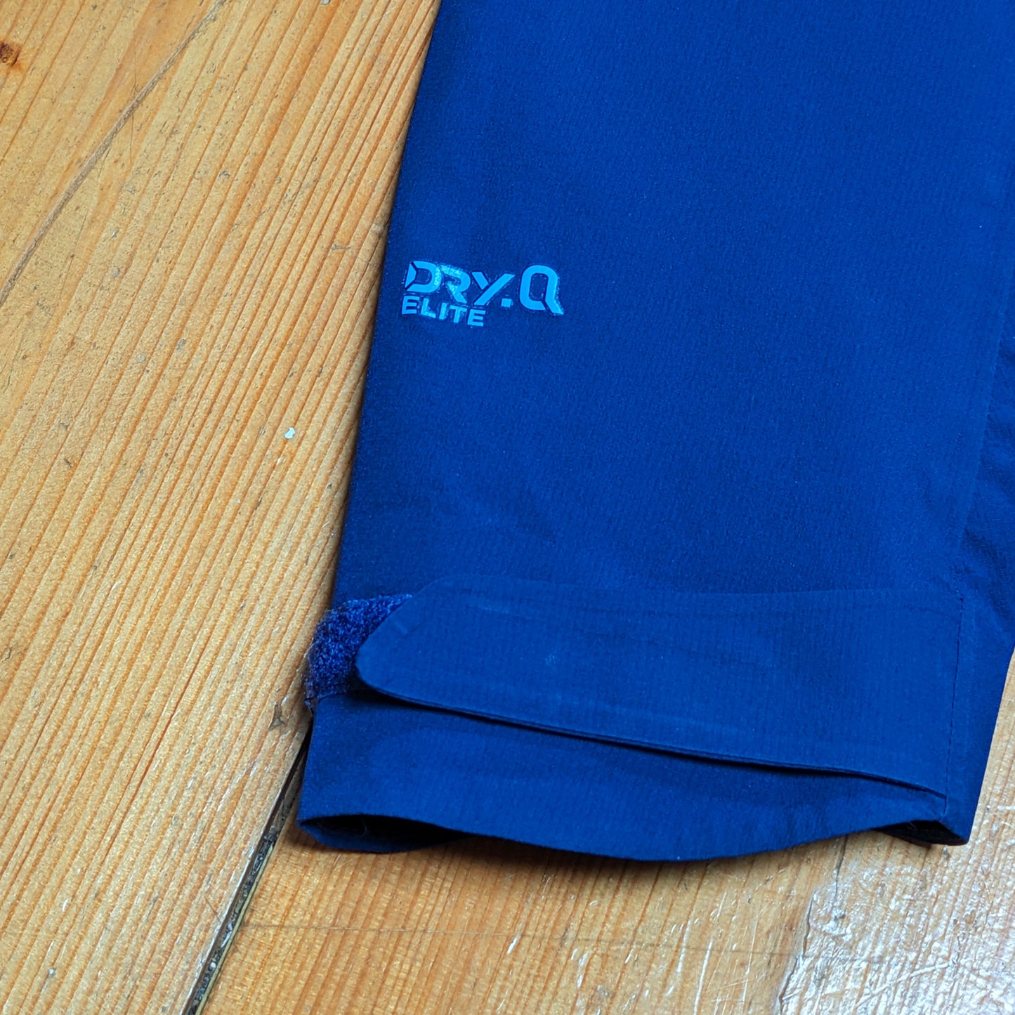 Mountain Hardwear / Dry.Q Elite Jacket / XS