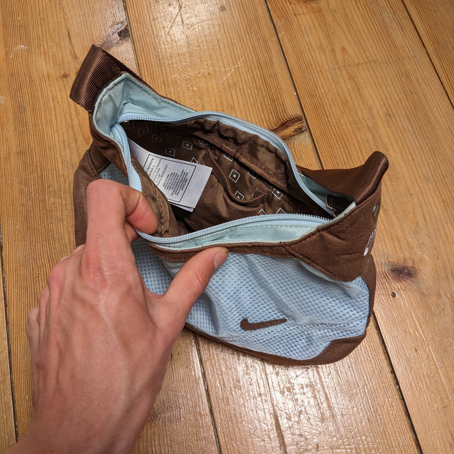 Nike / Waffle Handbag / Light Blue & Brown