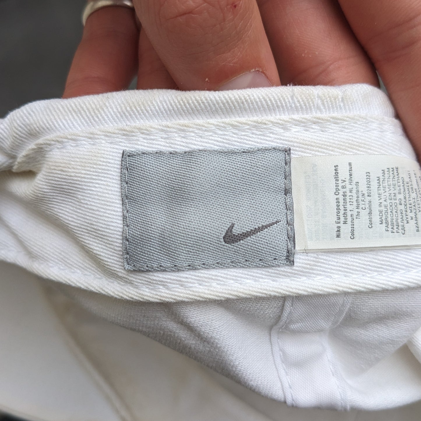 Nike / Double Swoosh Cap / White