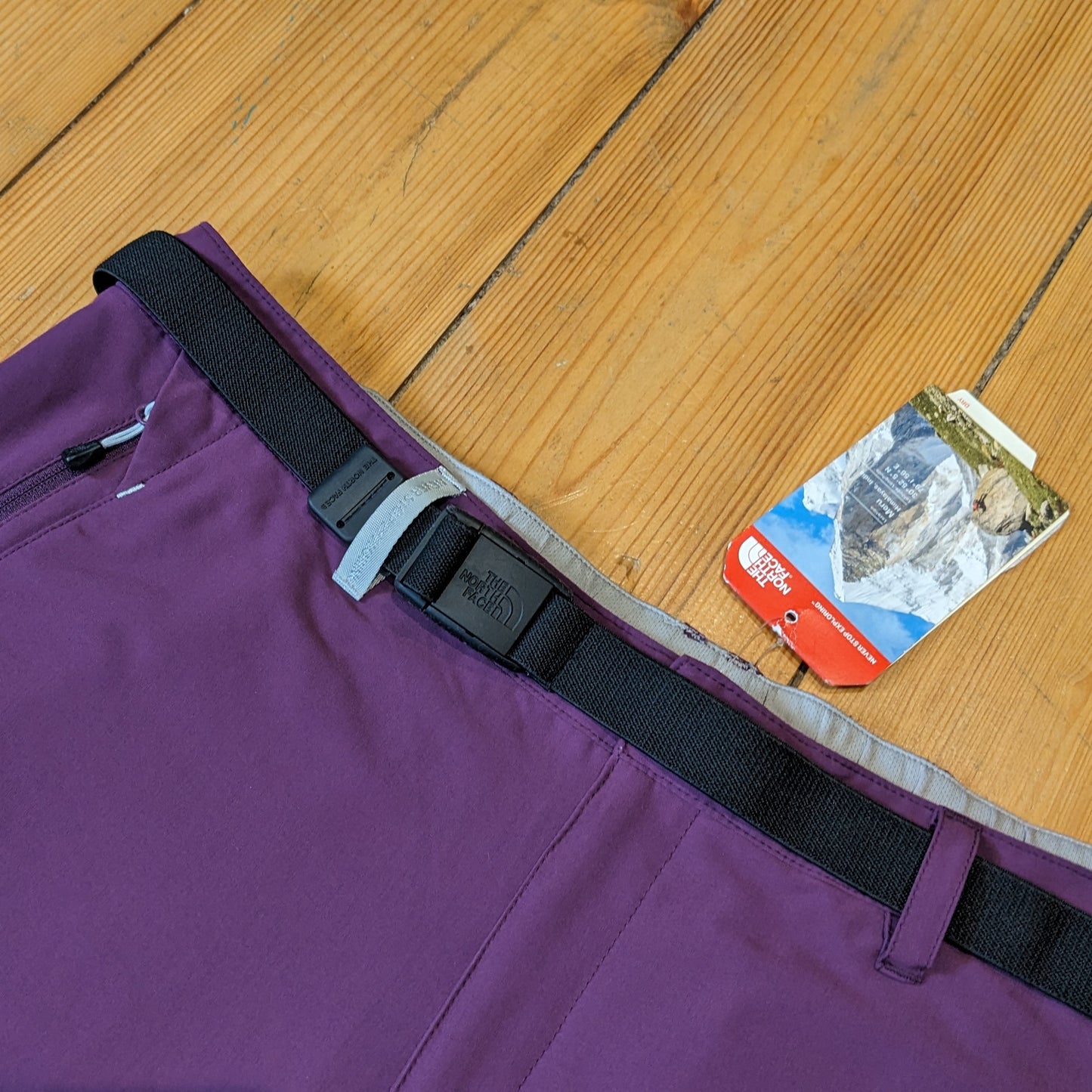 The North Face / Purple Trail Shorts / L