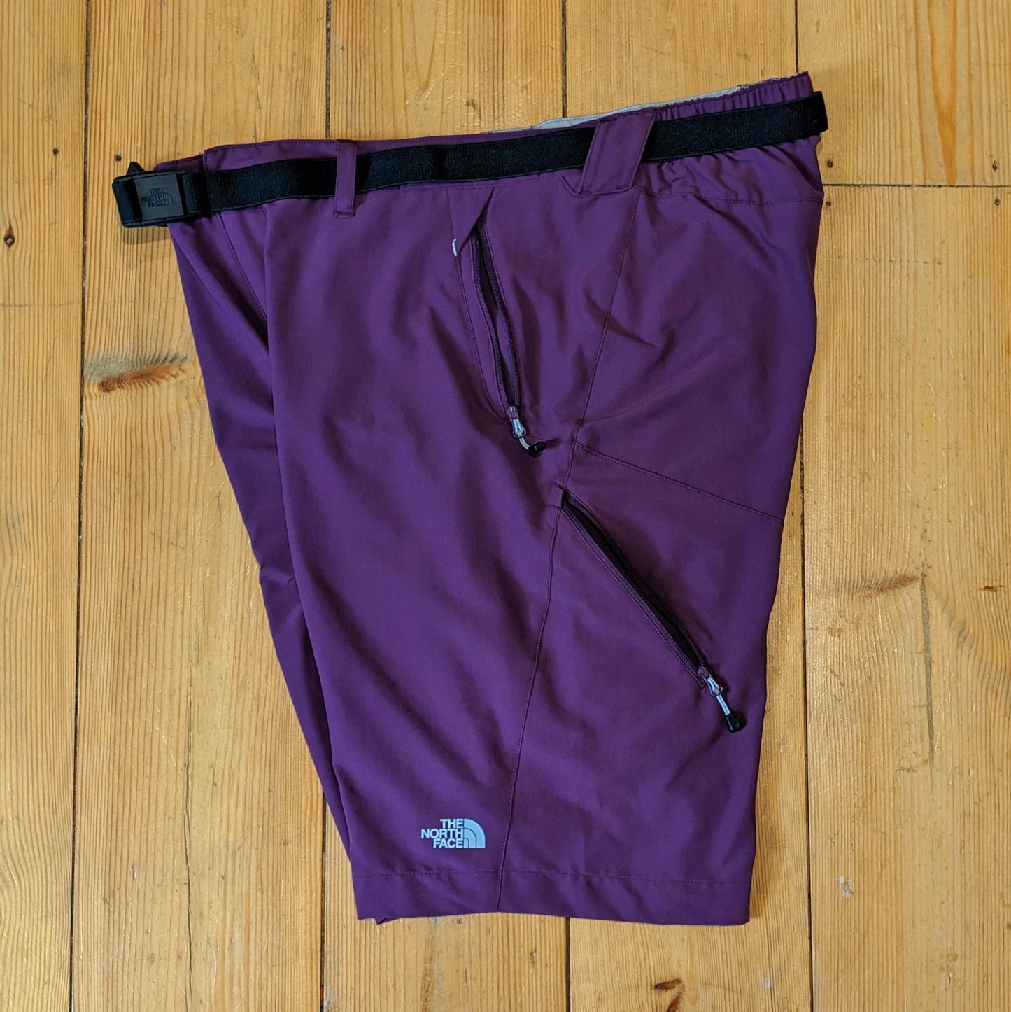 The North Face / Purple Trail Shorts / L