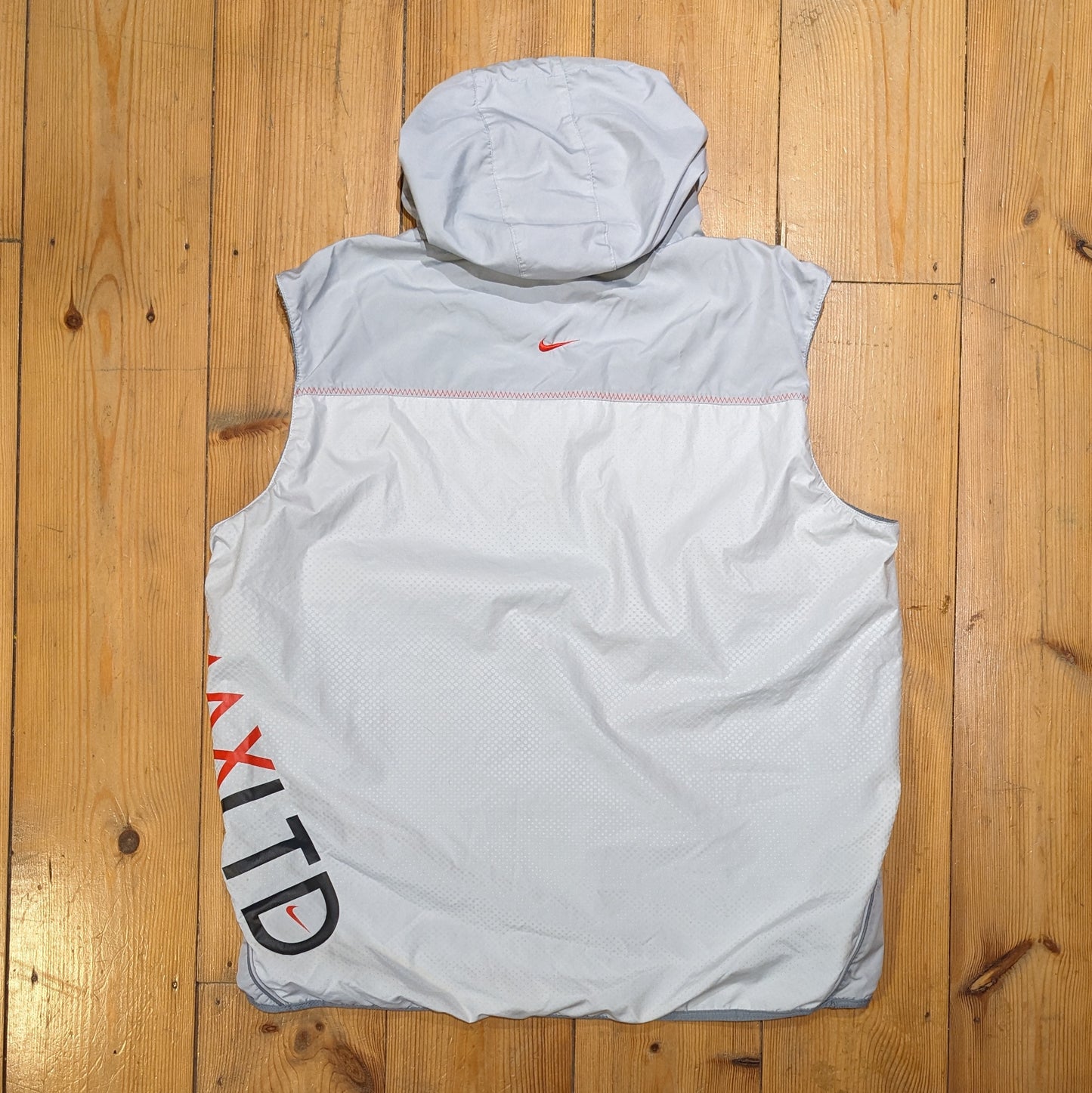 Nike / Air Max LTD Vest / L